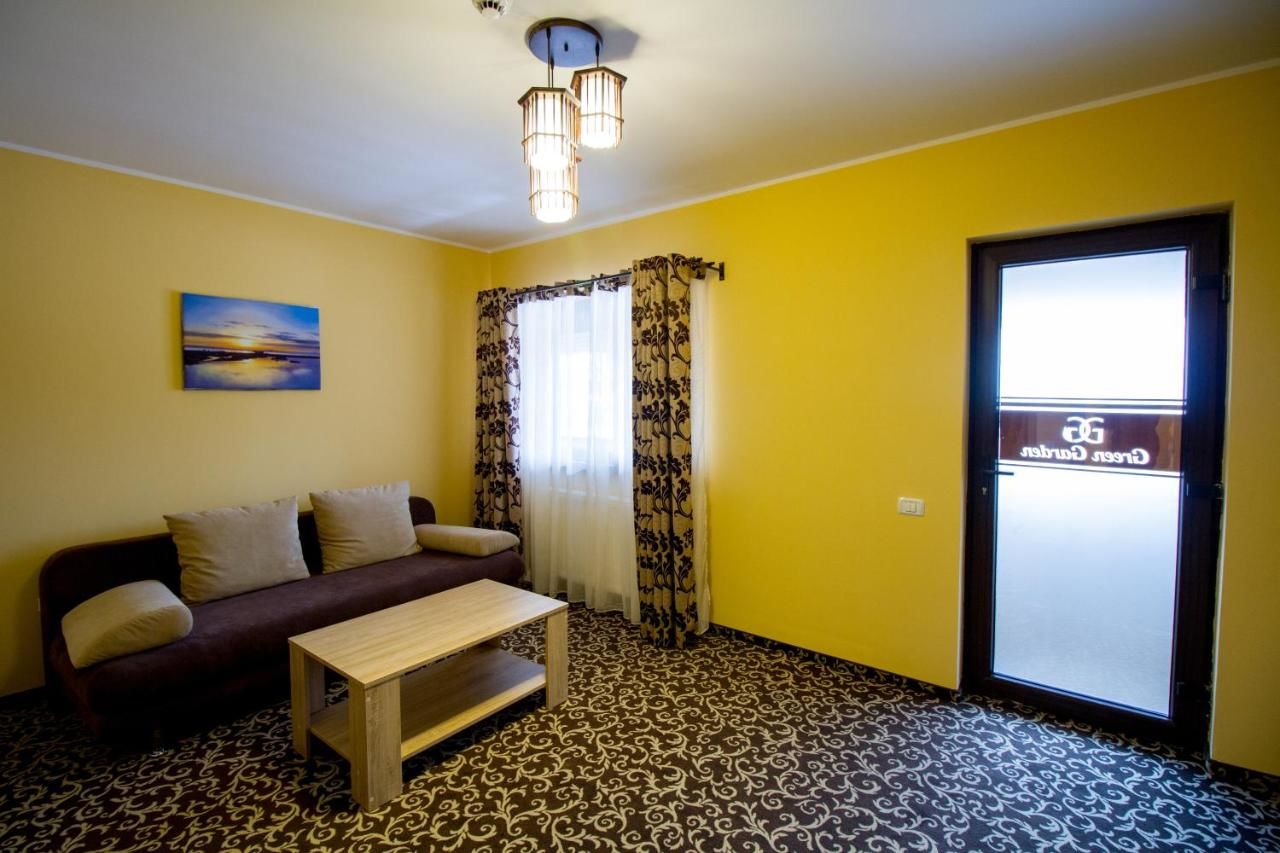 Отель Green Garden Resort Odobeşti-33